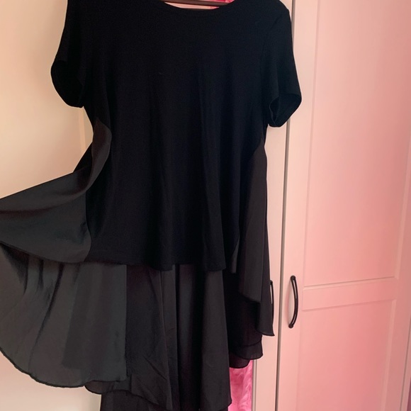 Gorgeous Black High-Low Top - Picture 2 of 3